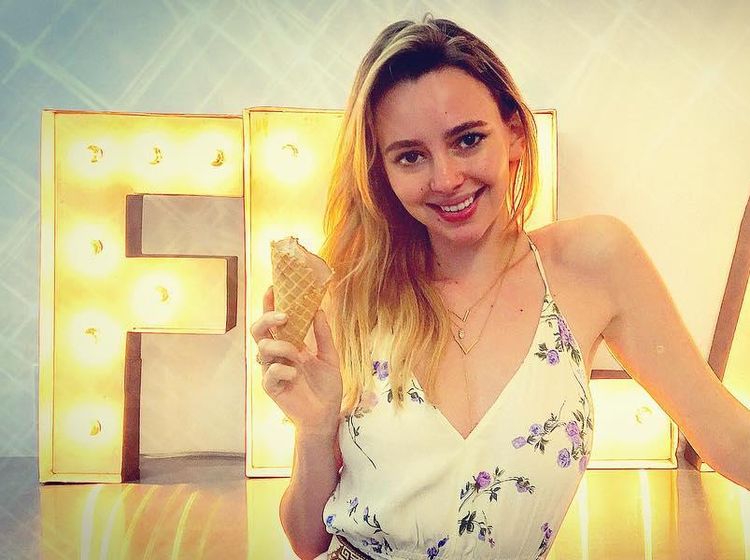 Natasha Bassett, Kekasih Elon Musk yang Hobi Kulineran