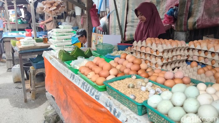 Pedagang telur di Kabupaten Asahan.