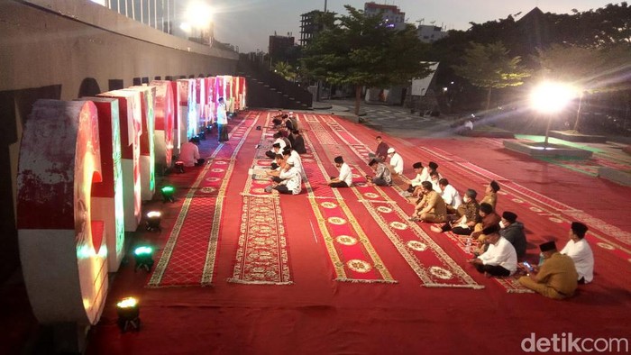Pelantikan pejabat Pemkot Makassar.