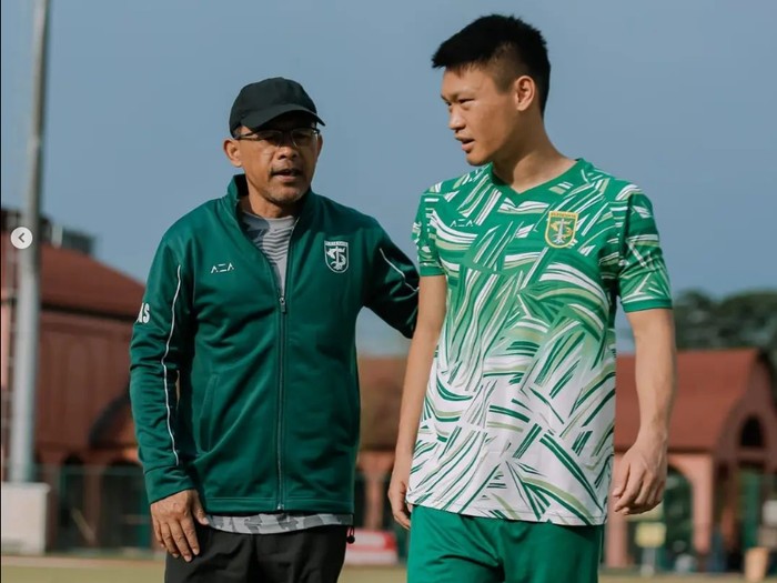 Persebaya Surabaya kehilangan Taisei Marukawa saat Liga 1 2021/2022 berakhir. Kini klub kebanggaan Bonek kembali memboyong pesepak bola Jepang.