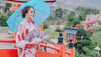 Menyeimbangkan kehidupan profesionalnya dan kehidupan pribadi, Prima Alvernia juga doyan jalan-jalan. (Foto: dok. Instagram @primaalvernia) 