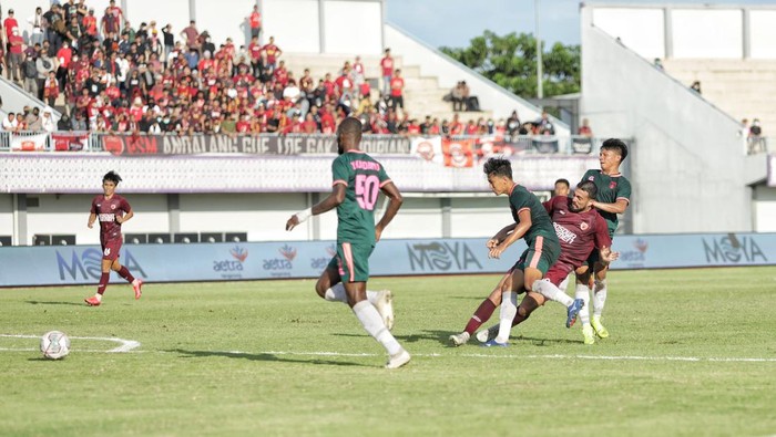 PSM Makassar 1-1 Persita Tangerang dalam laga uji coba