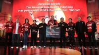Seperti diketahui, Timnas basket Indonesia mencatatkan sejarah. Pertama kalinya akhirnya raih medali emas di SEA Games 2021 setelah kalahkan Filipina!