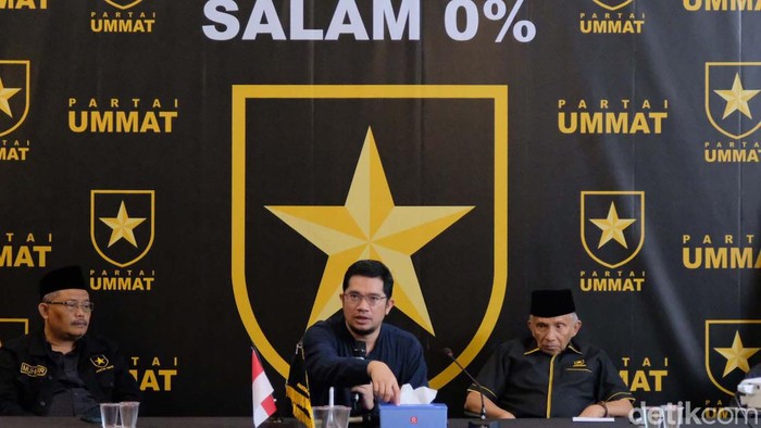 Saat Amien Rais dkk Usul e-Voting Pemilu Pakai Sistem Blockchain Partai Ummat mengusulkan e-Voting Pemilu 2024 memakai sistem blockchain. Hal ini disampaikan Amien Rais dkk dalam jumpa pers.