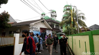 Serunya Berjalan Kaki Sambil Susuri Wisata Sejarah di Kebayoran Jaksel