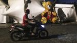 Diguyur Hujan Deras, Tenda untuk Lebaran Depok Roboh