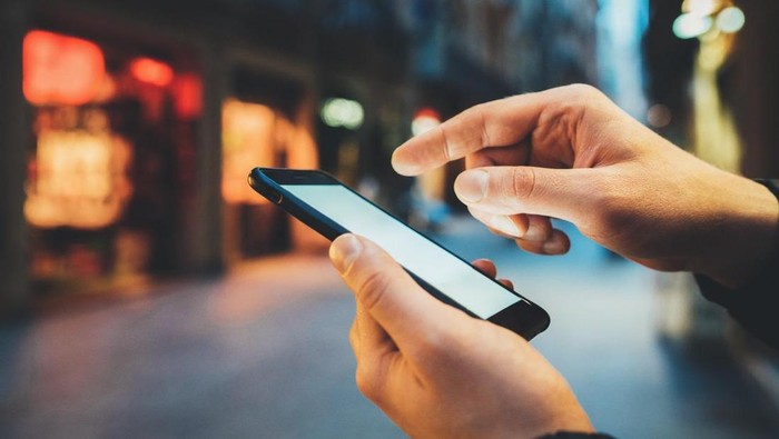 Unisa Bicara soal Sanksi ke Mahasiswi Viral Komentar Pasang Kateter (Ilustrasi Smartphone) Unisa Bicara soal Sanksi ke Mahasiswi Viral Komentar Pasang Kateter (Ilustrasi Smartphone)