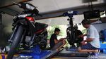 Warga Rusun Jatinegara Barat Diajari Perbengkelan dan Tune Up Motor