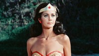 Lynda Carter tampil sebagai superhero DC itu jauh sebelum Gal Gadot. (Foto: Getty Images/Silver Screen Collection)