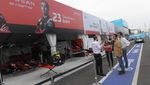 Saat Anies Tinjau Paddock Tim Formula E