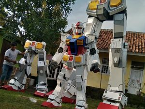 Viral Gundam Ukuran Jumbo di Subang, Berapa Harganya?