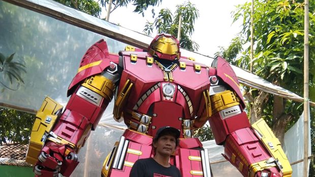 Anwar Maulana, sosok di balik figur Gundam berukuran jumbo di Subang