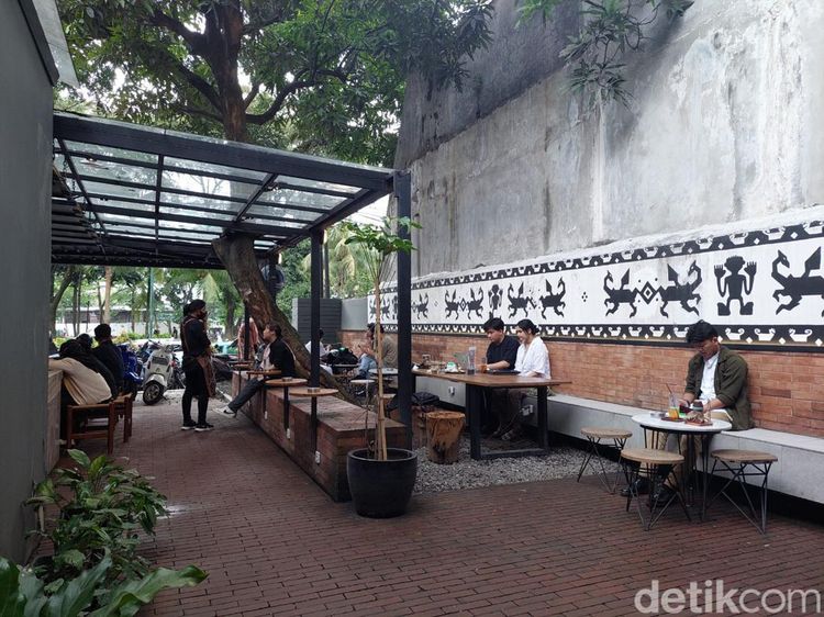 Potret Tempat Ngopi Untuk yang Rindu Flores di Tangerang