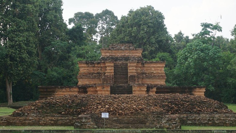 Kompleks Percandian Muaro Jambi