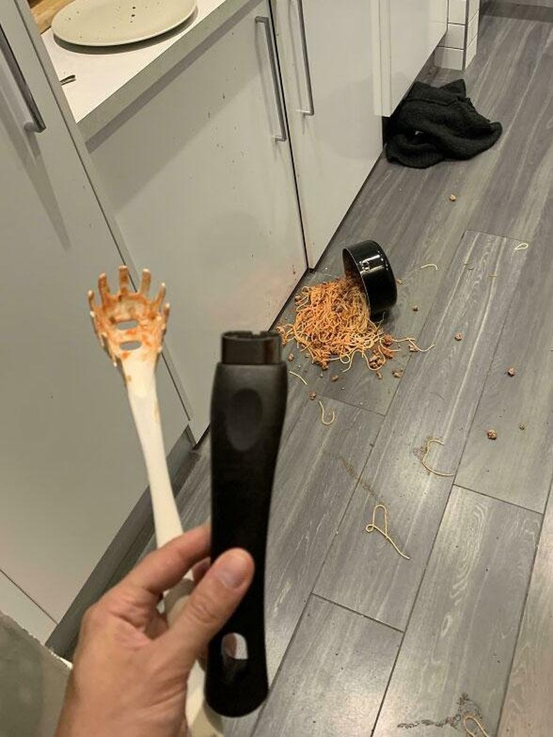 Deretan Momen Apes Netizen, Kasihan Tapi Juga Bikin Ketawa