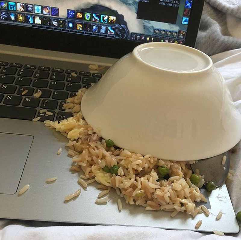 Deretan Momen Apes Netizen, Kasihan Tapi Juga Bikin Ketawa