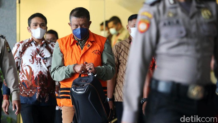 Eks Wali Kota Yogyakarta Haryadi Suyuti ditetapkan sebagai tersangka kasus dugaan suap pengurusan izin apartemen di Yogyakarta. Haryadi pun langsung ditahan oleh KPK, Jumat (3/6/2022).