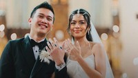 Keduanya memang diketahui sudah menyiapkan pernikahan mereka. Akan tetapi pernikahan mereka sama sekali tidak diketahui publik sampai proses pernikahan mereka sudah dilangsungkan. Dok. Instagram The BrideStory  