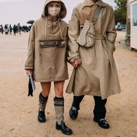 Begini gaya kompak mereka ketika mengenakan busana serba Dior. Mereka cukup sering pakai busana terkordinasi di berbagai kesempatan.Foto: Instagram