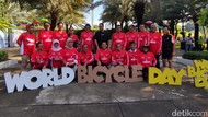 Hari Sepeda Sedunia, Anies Gowes Bareng Dubes Inggris-Turki Keliling Jakarta