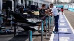 Lihat, Betapa Sibuknya Tim Formula E di Paddock Sirkuit Ancol