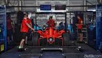 Lihat, Betapa Sibuknya Tim Formula E di Paddock Sirkuit Ancol
