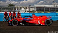 Sebelumnya Gubernur DKI Jakarta Anies Baswedan juga sudah mengungkap bahwa 22.000 tiket Formula E di Sirkuit tidak lagi tersisa.