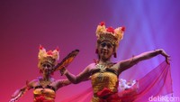 Sutradara Pagelaran Sabang-Merauke Rusmedi Agus menyebut karya kolaboratif dari para seniman hebat Indonesia dari berbagai elemen mulai dari penyanyi, pemusik, penari, dan sebagainya. Semua ini berpadu lewat harmonisasi antara musik etnik, lagu daerah, hingga tari-tarian tradisional yang lengkap dengan busana adatnya. 