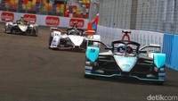 Rangkaian Formula E Jakarta dimulai hari ini, Jumat (3/6), dengan puncak balapan akan berlangsung pada Sabtu besok.