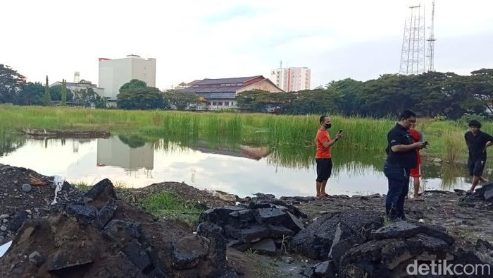 Penampakan kubangan bekas galian Stadion Mattoanging yang diklaim Pemprov Sulsel sudah ditimbun.