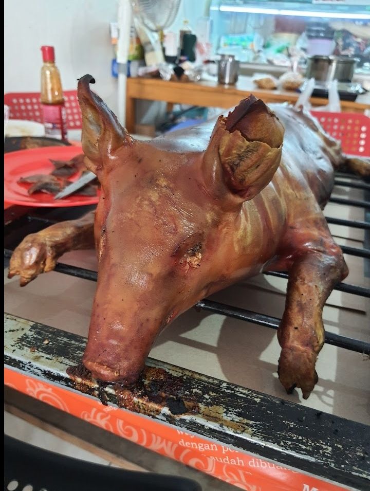 Gurih Juicy! Babi Guling Enak Bisa Dinikmati di 5 Tempat Ini