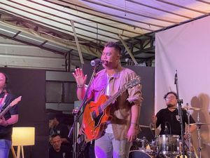 Cinta Penuh Keyakinan dan Tulus dari Rio Adiwardhana