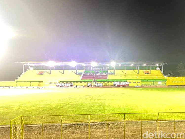 Penampakan Pencahayaan Stadion BJ Habibie Parepare Jelang Laga PSM Vs Sulut
