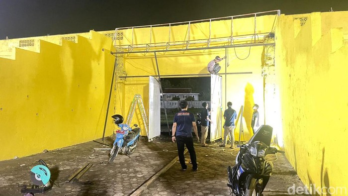 Uji coba pencahayaan Stadion Gelora BJ Habibie Parepare sebelum pertandingan PSM Vs Sulut United