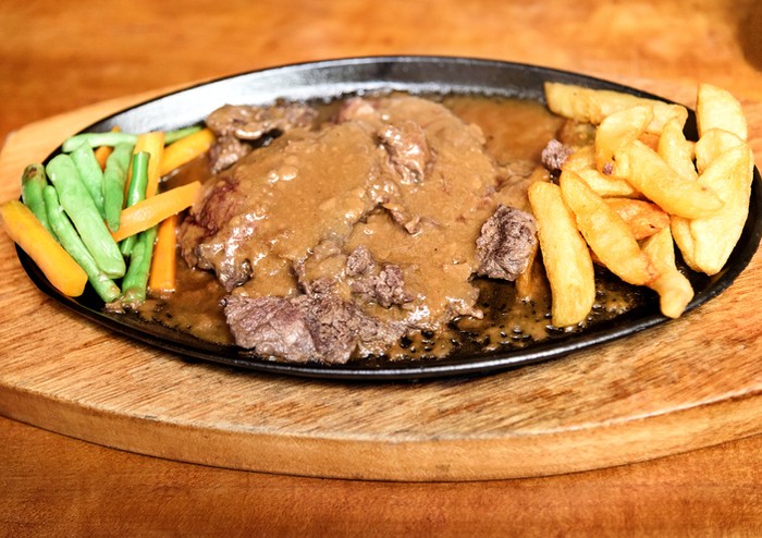 Alasan Steak Kaki Lima Harganya Murah