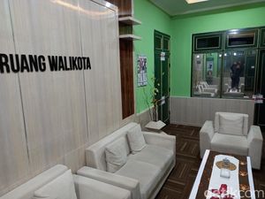 Suasana Terkini Kantor Wali Kota Jogja yang Disegel KPK