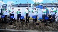 Dalam peringatan dua dekade PPATK menjalankan program tersebut, BTN memberikan dukungan 5.000 bibit pohon tabebuya yang akan ditanam di lingkungan perumahan yang dibiayai oleh BTN dan simbolis dilakukan penanaman pohon tersebut di perumahan Bellpark II oleh Direktur Utama BTN Haru Koesmahargyo, Ketua PPATK Ivan Yustiavandana dan Gubernur NTB Zulkieflimansyah di Mataram, Lombok Barat pada Jumat (3/5).