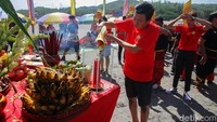 Di Indonesia tradisi Peh Cun rutin dilaksanakan di berbagai daerah seperti Tangerang, Semarang, hingga Yogyakarta. 