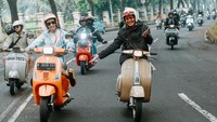Tidak sendirian, Wika Salim juga ditemani beberapa rekannya yang lain. Foto: Instagram Wika Salim