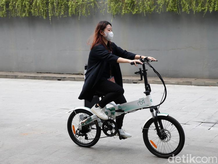 Wow! Kendaraan Energi Terbarukan Pamer Kemampuan di Jakarta