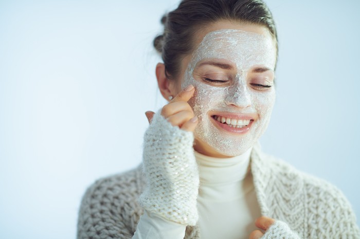 5 Makanan untuk Masker Wajah Alami yang Bikin Mulus dan Glowing