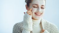 9 Cara Membuat Masker Wajah Dengan Bahan Alami Yang Mudah