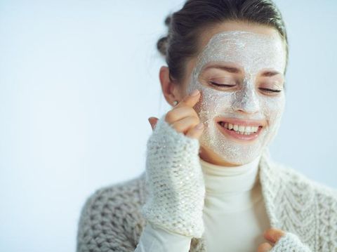 5 Makanan untuk Masker Wajah Alami yang Bikin Mulus dan Glowing