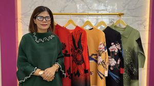 Baju Turun Naik yang Viral, Terbuat Dari Bahan Apa?