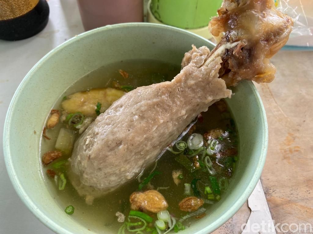 Gurih Pedas 'Bakso Pelakor' yang Bentuknya Mirip Payudara