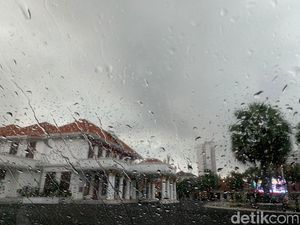 Simak Cuaca Surabaya 14 Juli, Pagi Hujan-Siang Berawan