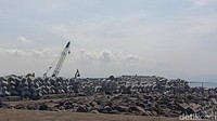 Menhub berharap dengan pembangunan dermaga, terminal penumpang dan fasilitas lainnya dapat meningkatkan keselamatan dan kenyamanan para penumpang.