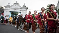 Revitalisasi Keraton Kasunanan Surakarta Hadiningrat diawali pada Gerbang Gladang dan Alkid lebih dulu. (Mohammad Ayudha/Antara Foto)