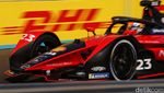 Pebalap Formula E Latihan Bebas Jelang Adu Cepat