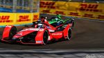 Pebalap Formula E Latihan Bebas Jelang Adu Cepat